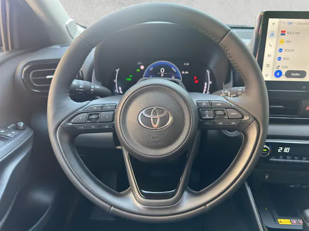 Toyota Yaris 1.5 VVT-i HSD Trend