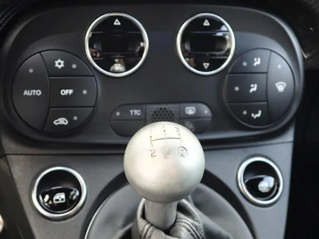 Fiat 595 Abarth 1.4 T-Jet 180 Esseesse / 70TH Anniversary Edition