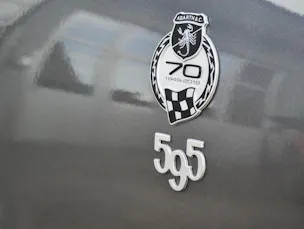 Fiat 595 Abarth 1.4 T-Jet 180 Esseesse / 70TH Anniversary Edition