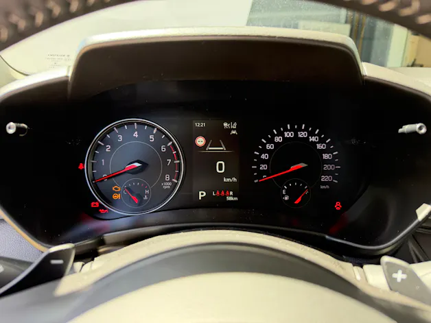 Suzuki Swift 1.2 Sakura Top Hybrid