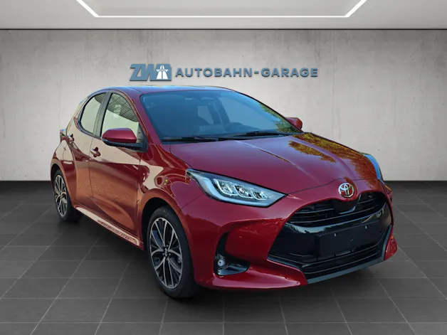 Toyota Yaris 1.5 VVT-i HSD Trend
