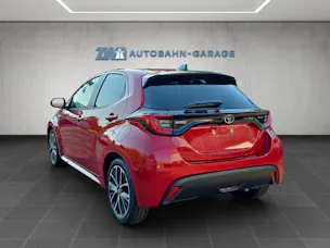 Toyota Yaris 1.5 VVT-i HSD Trend