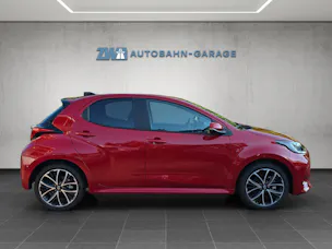 Toyota Yaris 1.5 VVT-i HSD Trend
