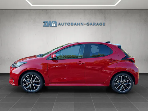Toyota Yaris 1.5 VVT-i HSD Trend