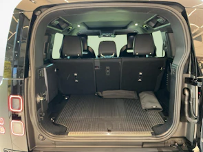 Fahrzeugbild LAND ROVER Defender 110 4.4 V8 Octa Black