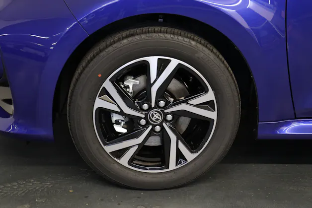 Toyota Yaris 1.5 VVT-i HSD Trend