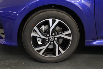 https://vehicle.imgix.net/4366795/04cc1b5e-92f0-4b5b-92b2-e539aad46bbb.JPG
