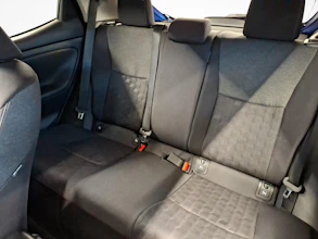 https://vehicle.imgix.net/4366795/666a37d6-3106-48d8-b7df-92160cf3806b.jpg