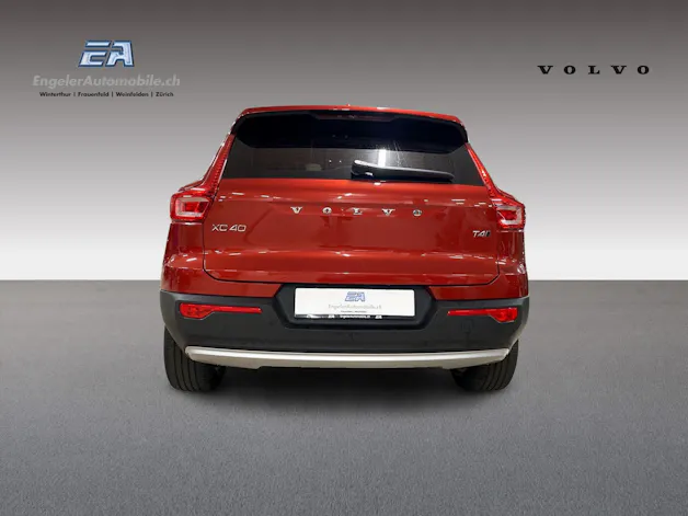 Volvo XC40 2.0 T4 Momentum AWD