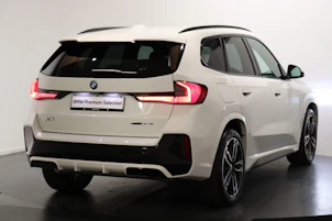 image du véhicule BMW X1 30e xDrive paddles