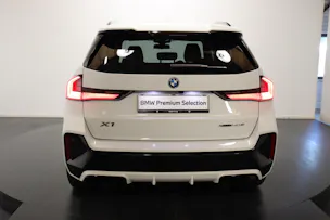 BMW X1 30e xDrive paddles