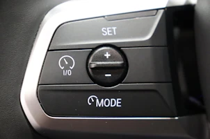 image du véhicule BMW X1 30e xDrive paddles