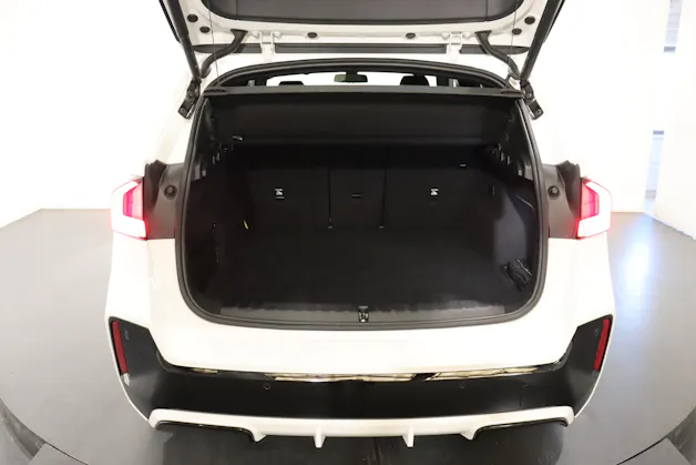BMW X1 30e xDrive paddles