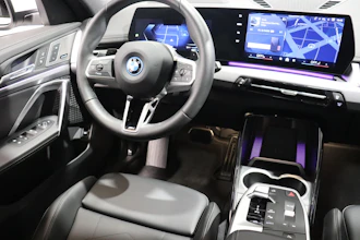 https://vehicle.imgix.net/4366812/c09b4ede-a0e3-44a7-9808-cfb3c1a9b358.JPG