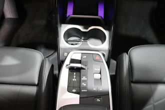 https://vehicle.imgix.net/4366812/c20ec034-9f95-4dc0-8e46-214b193d62d5.JPG
