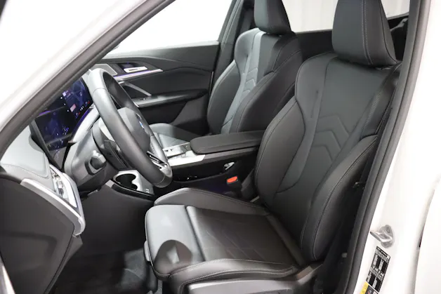 BMW X1 30e xDrive paddles