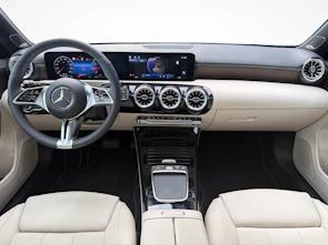 Fahrzeugbild MERCEDES-BENZ A 250 Progressive 4m