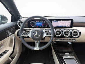 https://vehicle.imgix.net/4366870/1f0e6222-5002-45e2-a862-34b033a67a7c.jpg