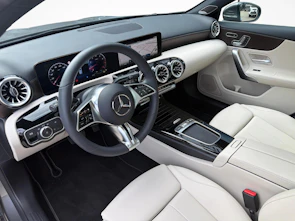 Fahrzeugbild MERCEDES-BENZ A 250 Progressive 4m