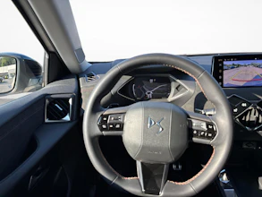 https://vehicle.imgix.net/4366972/49c6602b-3205-4132-84b5-ced20a656a53.jpg