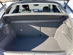 https://vehicle.imgix.net/4366972/892c984c-7390-465d-bd05-339b5cc4d8d3.jpg
