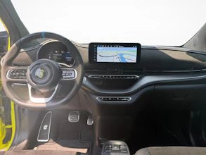 https://vehicle.imgix.net/4366983/a270c034-4ce6-4e60-94fa-d651bc2f20f0.jpg