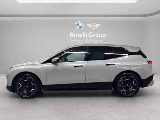 BMW iX xDrive40