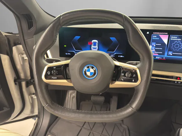 BMW iX xDrive40