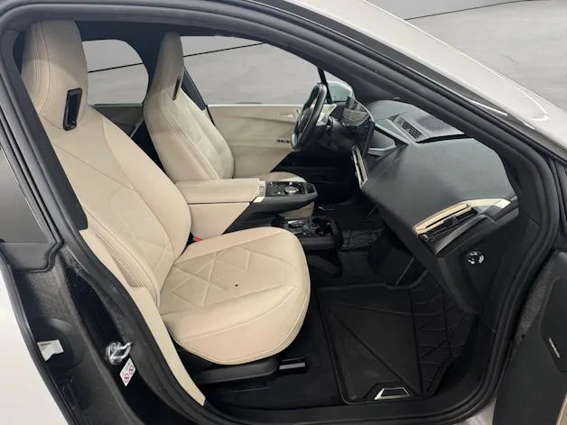 BMW iX xDrive40