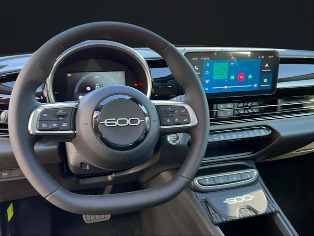 Rover Fiat 600 1.2 Hybrid Icon Swiss Edition