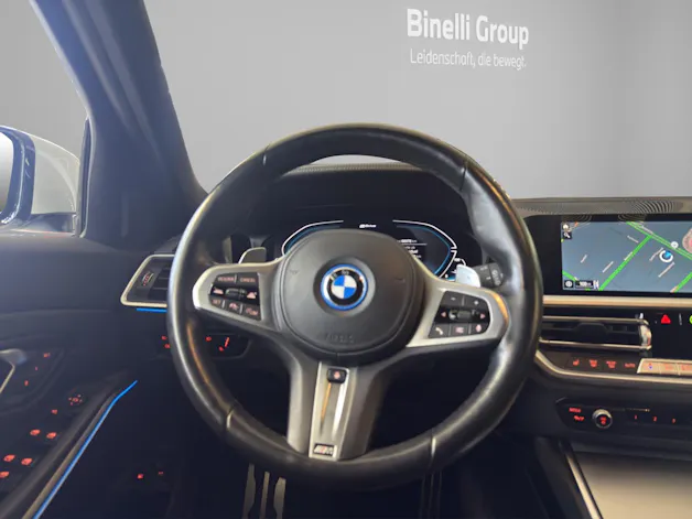 BMW 330e xDrive Touring M-SportPaket