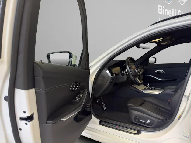 BMW 330e xDrive Touring M-SportPaket