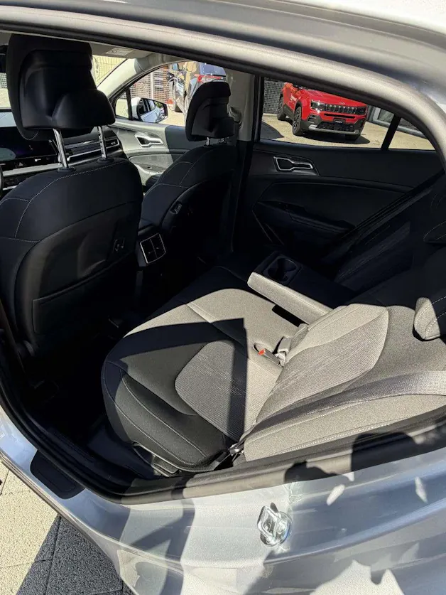 Kia Sportage 1.6 T-GDi Hybrid Power Edition