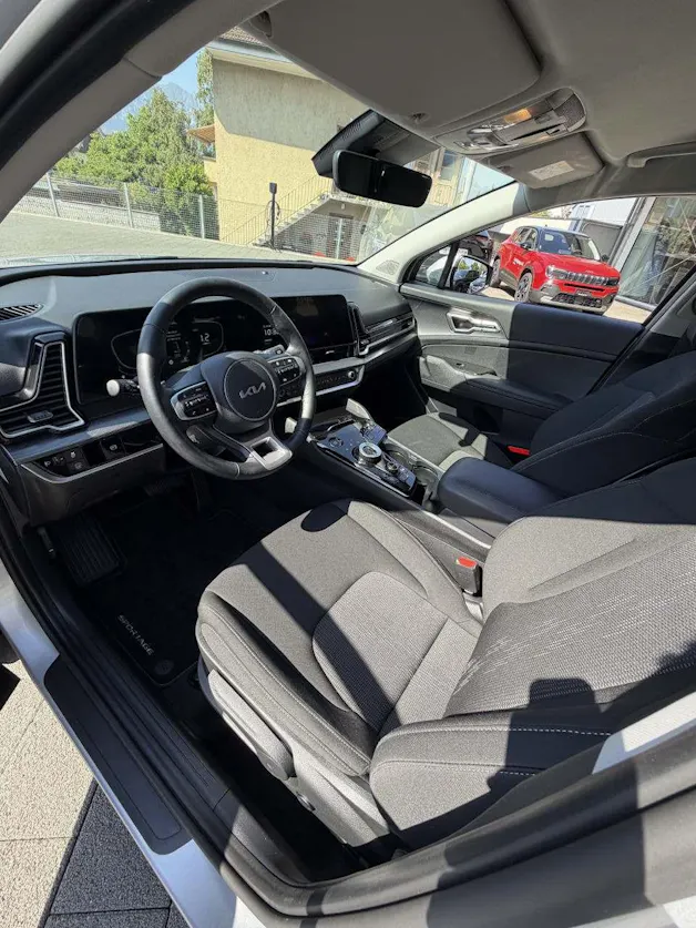 Kia Sportage 1.6 T-GDi Hybrid Power Edition