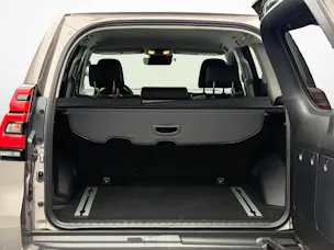 Toyota Land Cruiser 2.8 D 204 Style