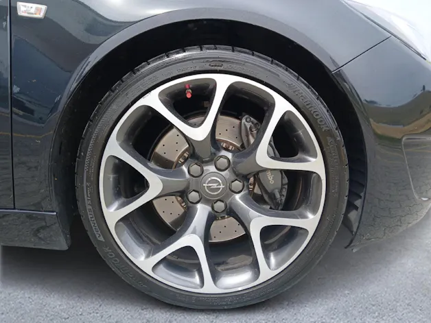 Opel Insignia Sports Tourer 2.8 V6 T 4x4 OPC