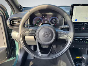 Toyota Yaris 1.5 VVT-i HSD Premium