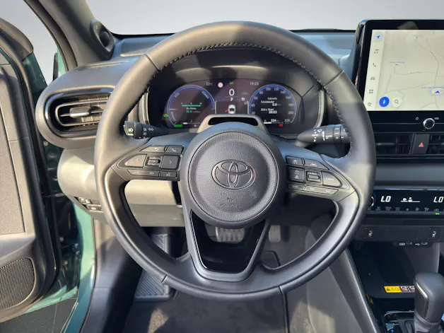 Toyota Yaris 1.5 VVT-i HSD Premium