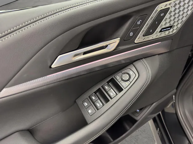 BMW 225e xDrive paddles Active Tourer