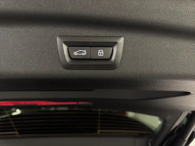 BMW 225e xDrive paddles Active Tourer