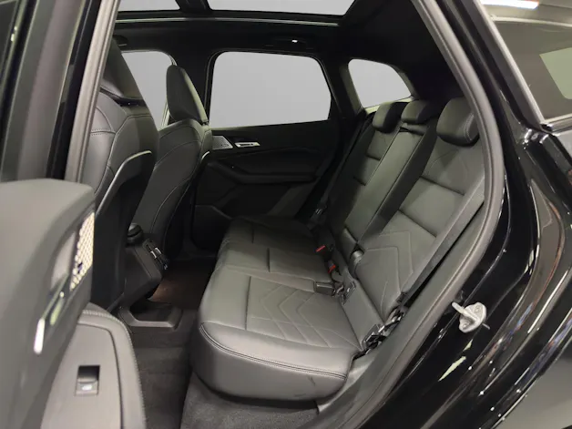 BMW 225e xDrive paddles Active Tourer
