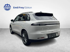 https://vehicle.imgix.net/4367098/45541770-3114-40c7-a97f-2777212e3372.jpg