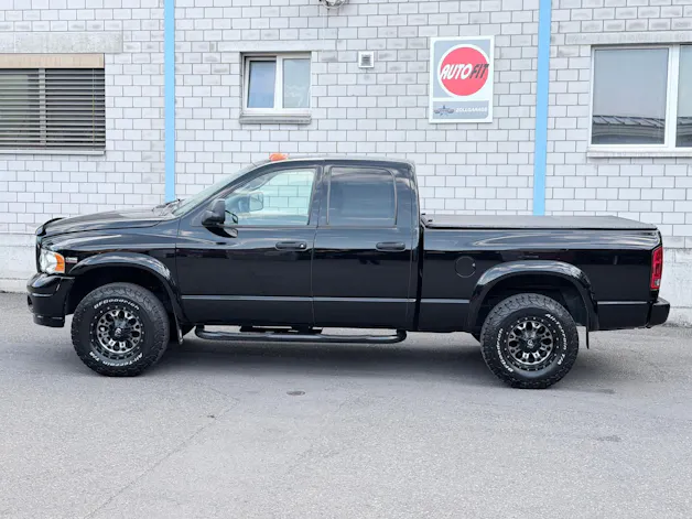 Dodge USA RAM 1500 QUAD CAB 5.7 HEMI V8 4x4