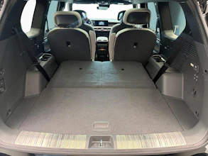https://vehicle.imgix.net/4367145/32151271-c651-4896-8282-0ed3305bd458.jpg