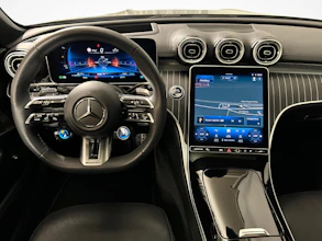 https://vehicle.imgix.net/4367152/21d471a5-40f9-449b-95ba-79f15fcfcf81.jpg