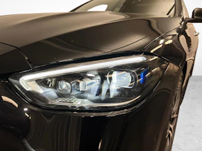 https://vehicle.imgix.net/4367152/a5e3fbbd-ef58-4823-bf23-a799e2793362.jpg