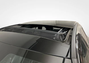 https://vehicle.imgix.net/4367152/dc6d6526-b123-44f4-8ea4-ab94fc25fb87.jpg