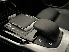https://vehicle.imgix.net/4367158/134f5caf-0f63-4fe0-bd4b-dda5bc86baaa.jpg