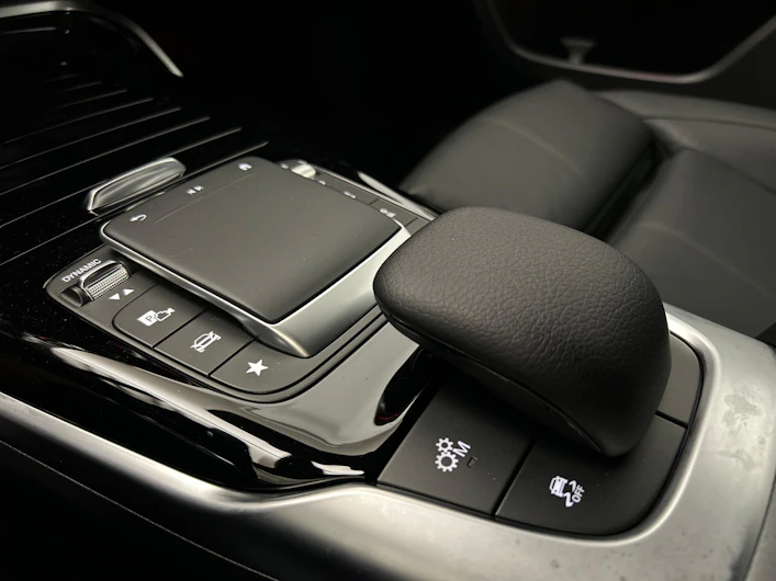 Fahrzeugbild MERCEDES-BENZ A 35 AMG
