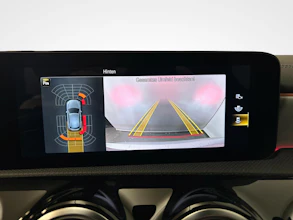 https://vehicle.imgix.net/4367158/6391b989-85c7-4a4a-8d90-1b31e275988f.jpg